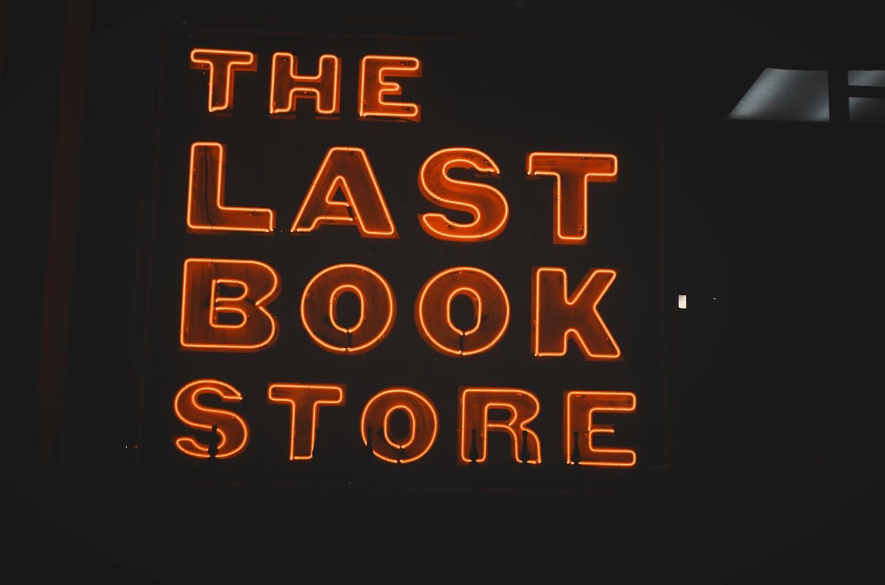 bookstore-neon-signage-setia-alam